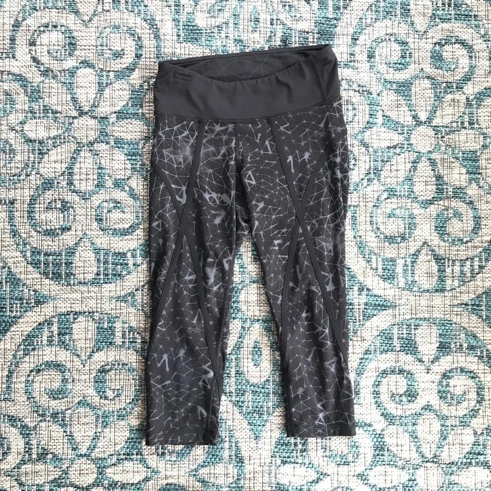 Lululemon Pedal‎ Pace Crop in Star Crushed